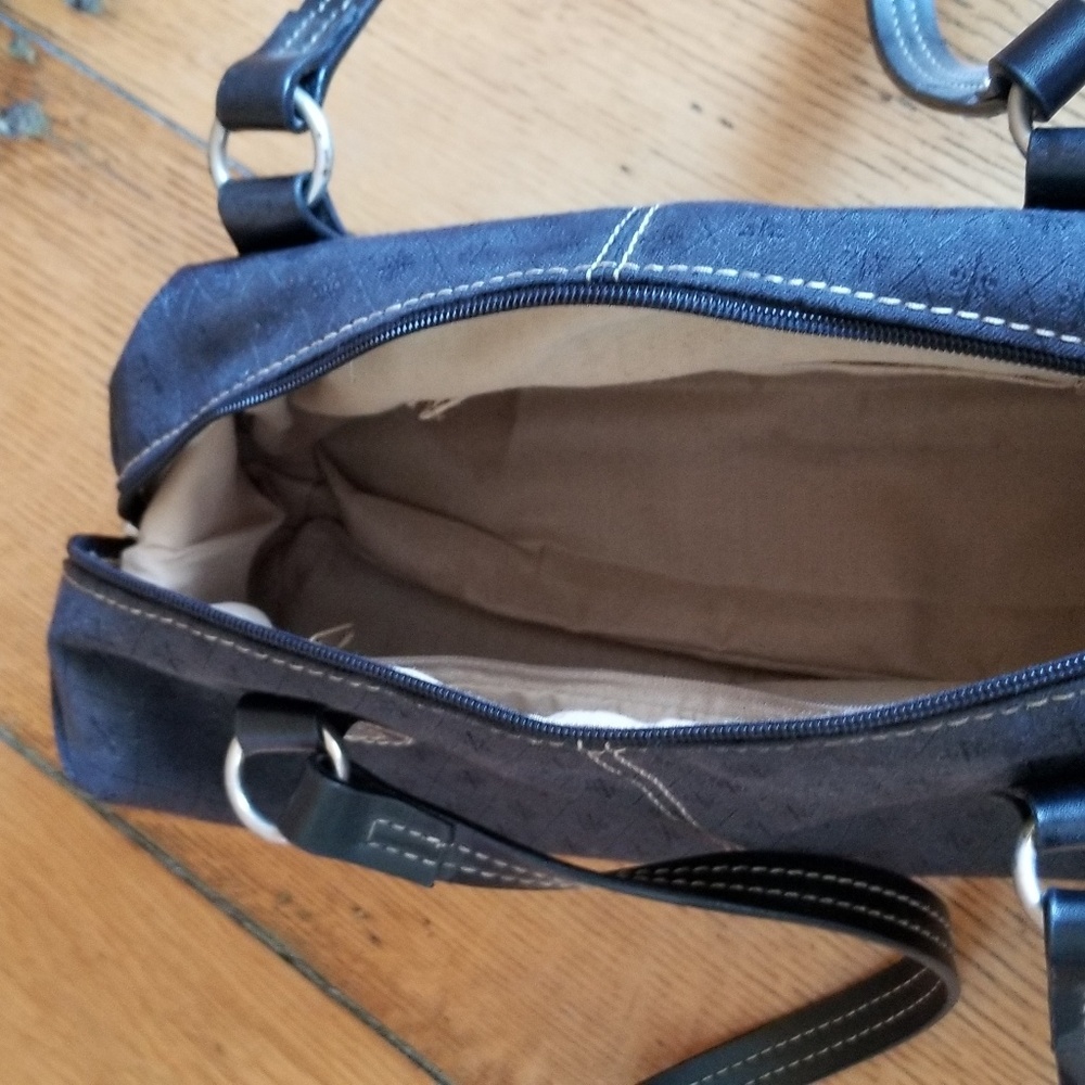 Purse - Picture 3 of 3